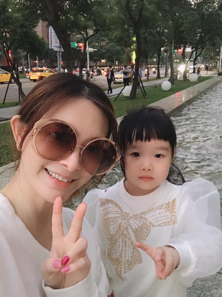 為劉真集氣！辛龍不捨發文：「我的寶貝太想媽媽了」　4歲女兒深夜不睡覺「反過來安慰他」