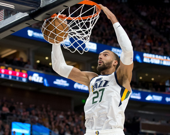 NBA賽事全喊卡！NBA球星「確診新冠肺炎」衝擊球壇　球迷翻出「他受訪時片段」傻眼：不要不信邪！