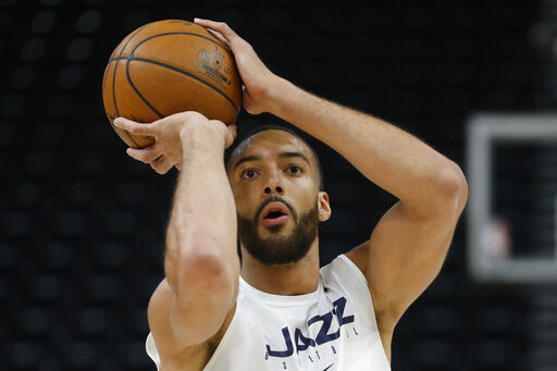 NBA賽事全喊卡！NBA球星「確診新冠肺炎」衝擊球壇　球迷翻出「他受訪時片段」傻眼：不要不信邪！