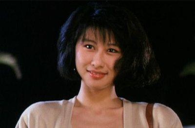 59歲葉倩文自認「根本沒比王菲紅」不在乎名利　此生「嫁給自己偶像」活得瀟灑就夠了！