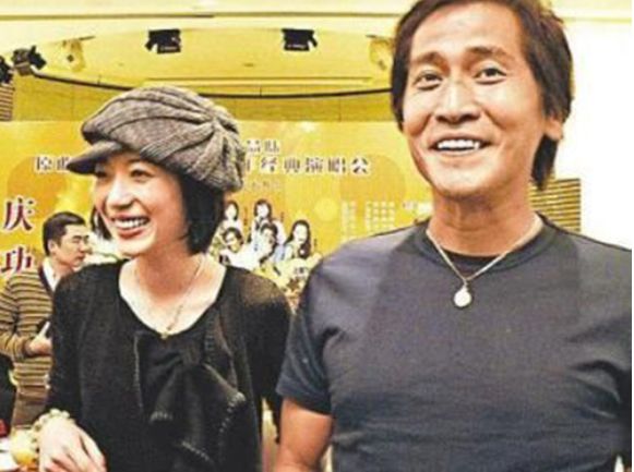 嫁大24歲歌壇天王！她放棄當歌手「一手打理尪事業」　結縭13年「美照被挖出」眾人全不可思議
