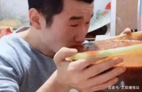 網紅吃播有多「假」？火鍋底料是蛋糕，辣椒油是飲料   最扯的是人：傻傻分不清