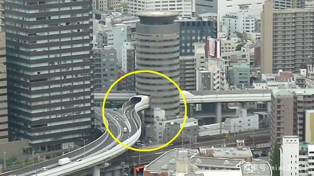 世界上最牛釘子戶！高速公路被迫「從他樓房中間穿過」，還得給他繳納租金：政府也拿它沒轍