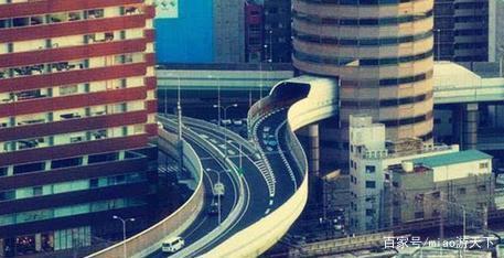 世界上最牛釘子戶！高速公路被迫「從他樓房中間穿過」，還得給他繳納租金：政府也拿它沒轍