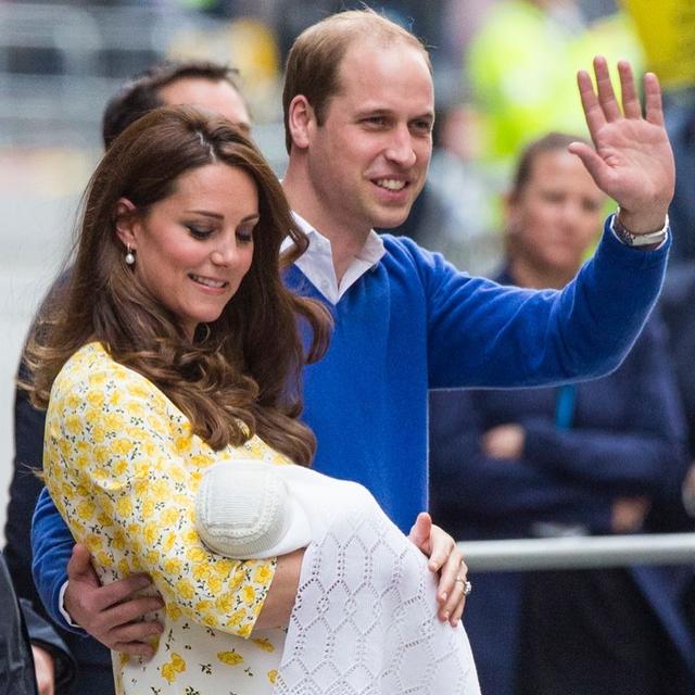 最具女王范的「4歲夏洛特公主」成長記:天生自帶親民力備受喜愛「2歲首行屈膝禮」呆萌又規範