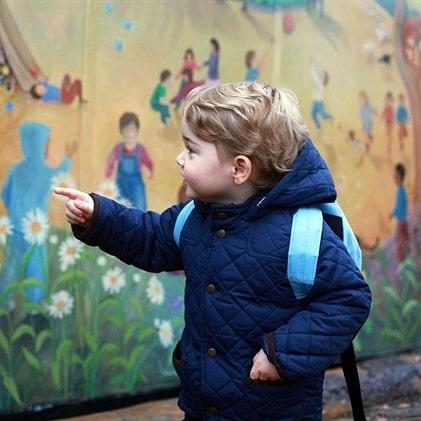 看見不一樣的王子！6歲喬治「生活趣事」盤點：媽咪做蛋糕時愛搗亂，鬧脾氣一招就能被搞定