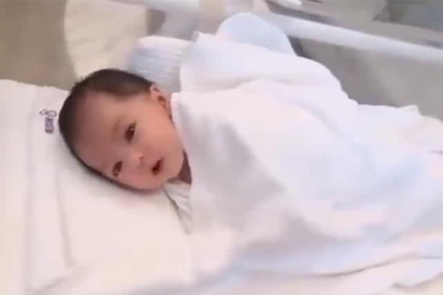 贏在起跑線上！「最美新生兒」靠顏值征服眾網友，不單是基因問題，也因媽媽孕期注意4點