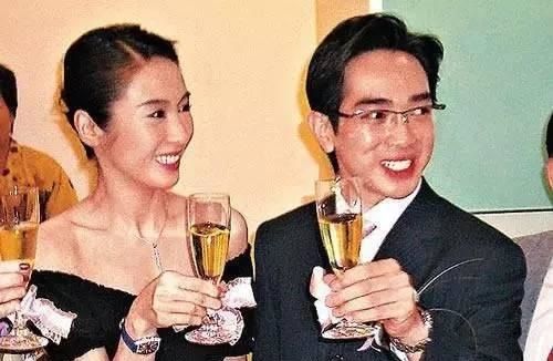 一生選擇全為家人！黎姿家道中落「14歲扛家計」不捨父母受苦　退出影壇「為弟扛事業」今身家百億