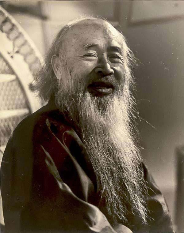 一生十段情！青梅竹馬走後他娶妻妾4人，卻三跪摯愛而不娶     以兄妹之名互稱52年