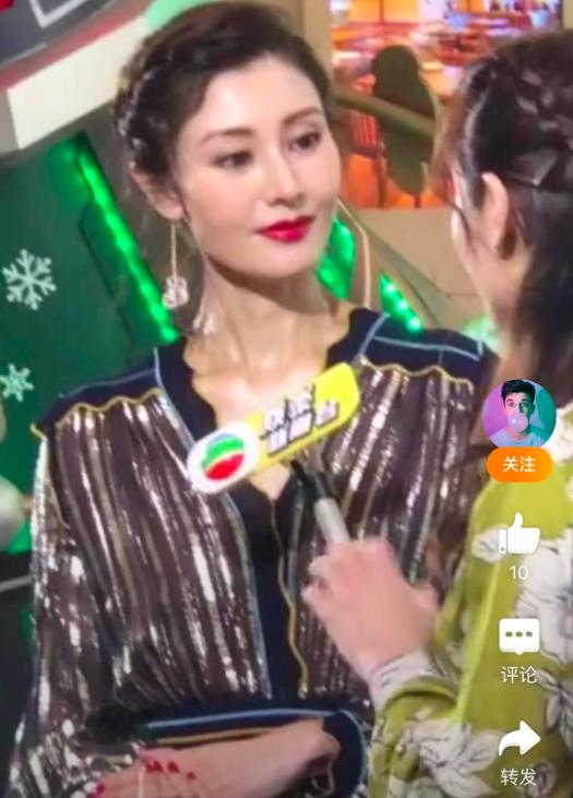 李嘉欣80歲母合照「凍齡美貌不輸女兒」　年輕曾被星探相中「為照顧女兒婉拒」一家三口基因強大