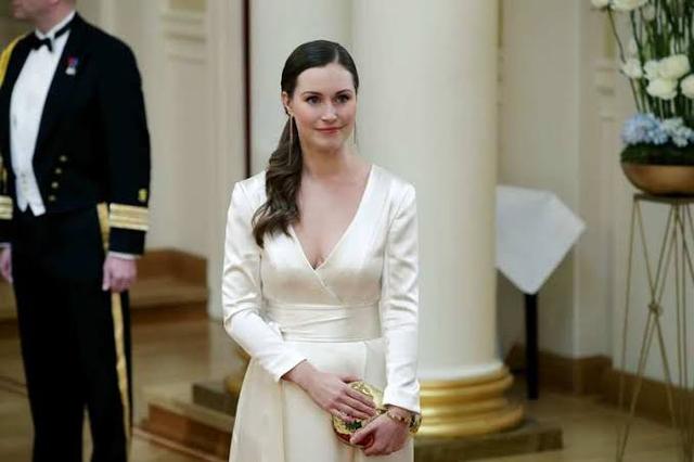 最美「鐵娘子」！34歲芬蘭總理「天生明星臉」讓人挪不開眼，優雅氣質一點不輸各國王妃