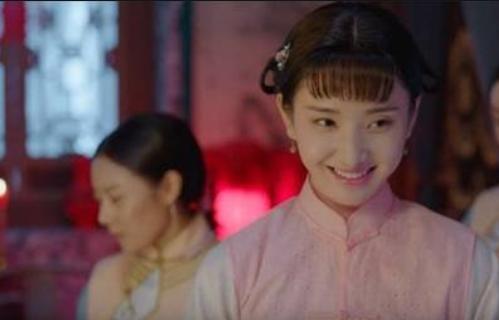 半夜洗腳時！少爺無意發現丫鬟「腳上的特殊之處」，立即決定納其為妾，後生子成風雲人物