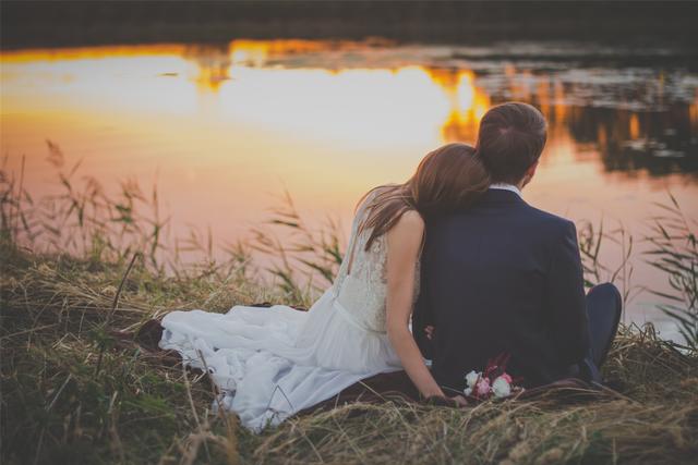 愛是互相的！夫妻獨立自主「但不該予取予求」　已婚女人告誡「別幫老公養家」引起無數人深思