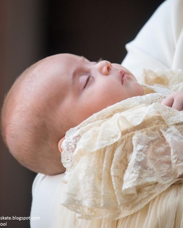 呆萌路易小王子即將2周歲啦!完美「繼承哥哥表情包」搞怪又可愛,備受老王儲爺爺寵愛