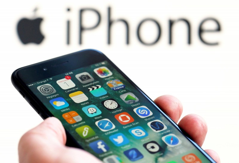 多到好難選！iPhone12「推出夢幻新色」滿足少女心　神人預測「功能也將大升級」還會變成4眼怪！