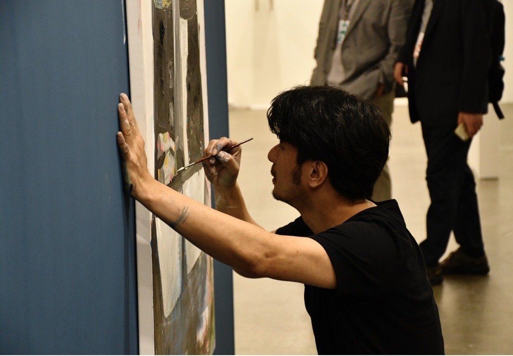 哥哥太強大!郭彥甫憶出道「刻意模仿哥哥」嘆:月亮無法變成太陽 40歲轉職畫家「退出演藝圈」以胞兄為榮