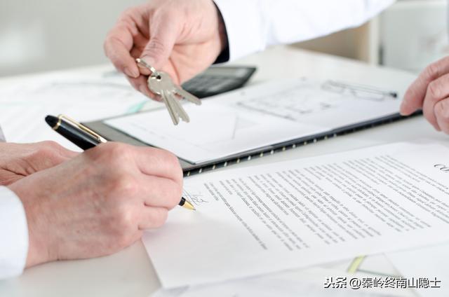 一人幹三人活！臨聘高材生被刁難「3年沒漲工資」憤怒辭職　老總「招聘3人頂替她」令人大跌眼鏡