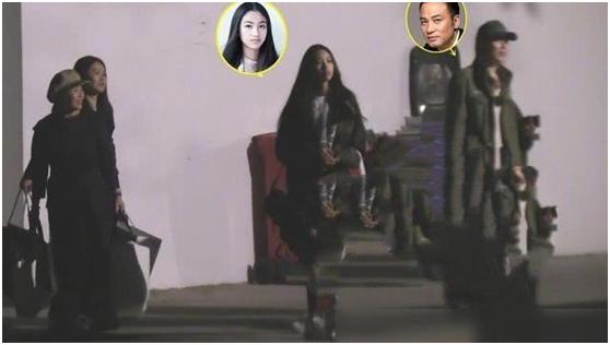 任達華女兒越來越成熟！「穿超緊運動裝」五官神似年輕版李嘉欣，「15歲身高180公分」繼承媽媽超模基因