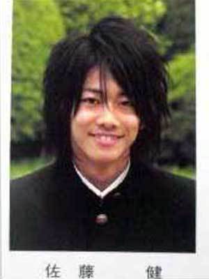 天堂醫生從小就好帥！佐藤健「劇中傲嬌撩人模樣」迷倒影迷　學生照曝光 「連跑步都超像偶像劇」❤