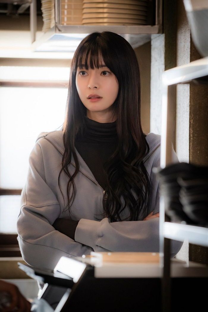 《梨泰院》女二「氣質精緻臉蛋」美到爆紅！遭質疑整形「一看到青澀舊照」粉絲驚呆：完全純天然！