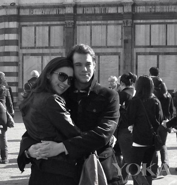 顏值氣質不輸凱特！歐洲王室「真正白富美王妃」眼神清澈純凈，笑容明朗誠摯好吸睛