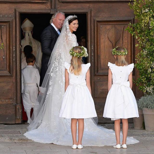 顏值氣質不輸凱特！歐洲王室「真正白富美王妃」眼神清澈純凈，笑容明朗誠摯好吸睛