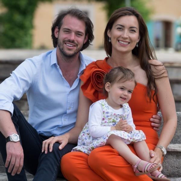 顏值氣質不輸凱特！歐洲王室「真正白富美王妃」眼神清澈純凈，笑容明朗誠摯好吸睛