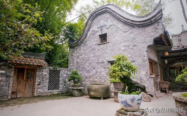 擁30畝森林！一家三口「住400㎡中式宅院」卻穿20元布衣　鷺鳥相伴「滿身泥種樹」女兒搬來：爸爸真的很傻