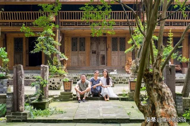 擁30畝森林！一家三口「住400㎡中式宅院」卻穿20元布衣　鷺鳥相伴「滿身泥種樹」女兒搬來：爸爸真的很傻