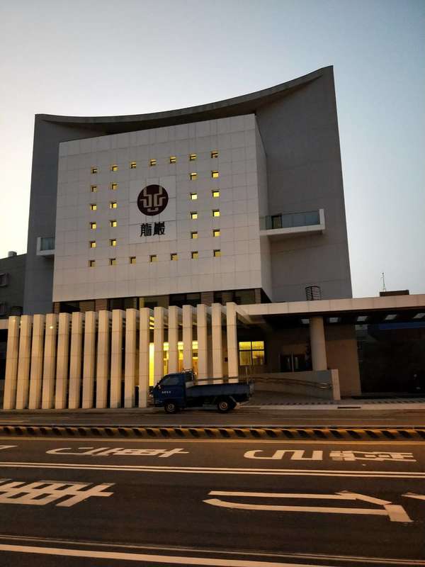 最後的寵愛！「劉真追思靈堂」超高規格曝光　辛龍再心痛仍「堅持用最好」送愛妻最後一程