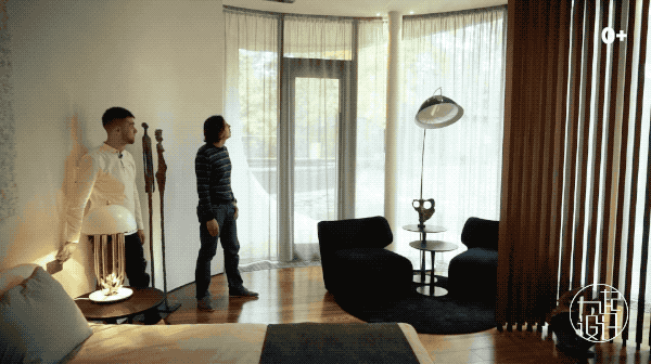 整棟別墅「沒有一面牆是直的」如詩如畫　室內裝潢前衛「頂上超大花園」與自然融為一體