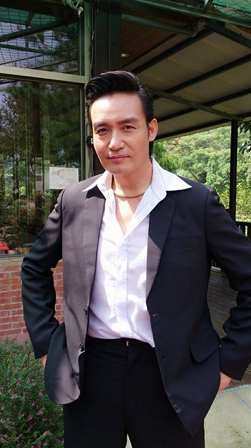 演藝圈的清流！56歲戲劇小生「入行30年不刻意討好」受恩師啟發　「拍完戲人消失」20年經紀人也不知住處
