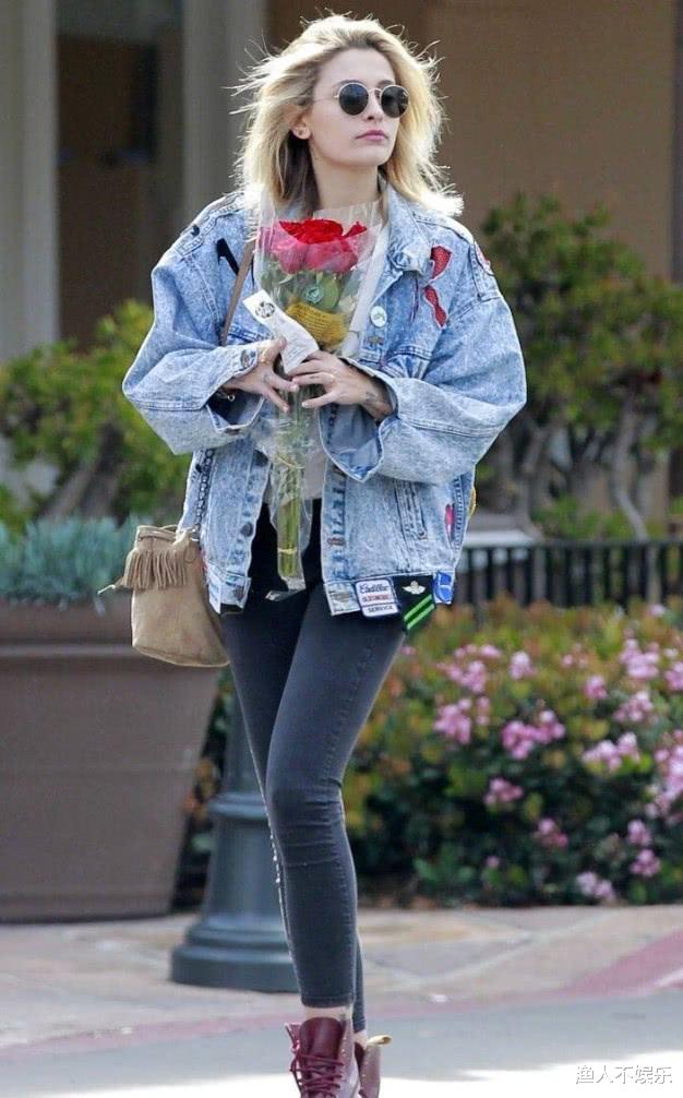 不愧巨星後代！麥克傑克森「唯一愛女」長大了　橫空出世「遺傳老爸曠世顏值」21歲近況曝光