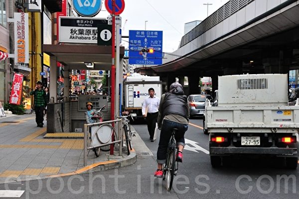 兒子收到罰單！媽媽忍不住念：「就叫你騎慢一點」　網友一看笑翻「我阿嬤絕對違規」