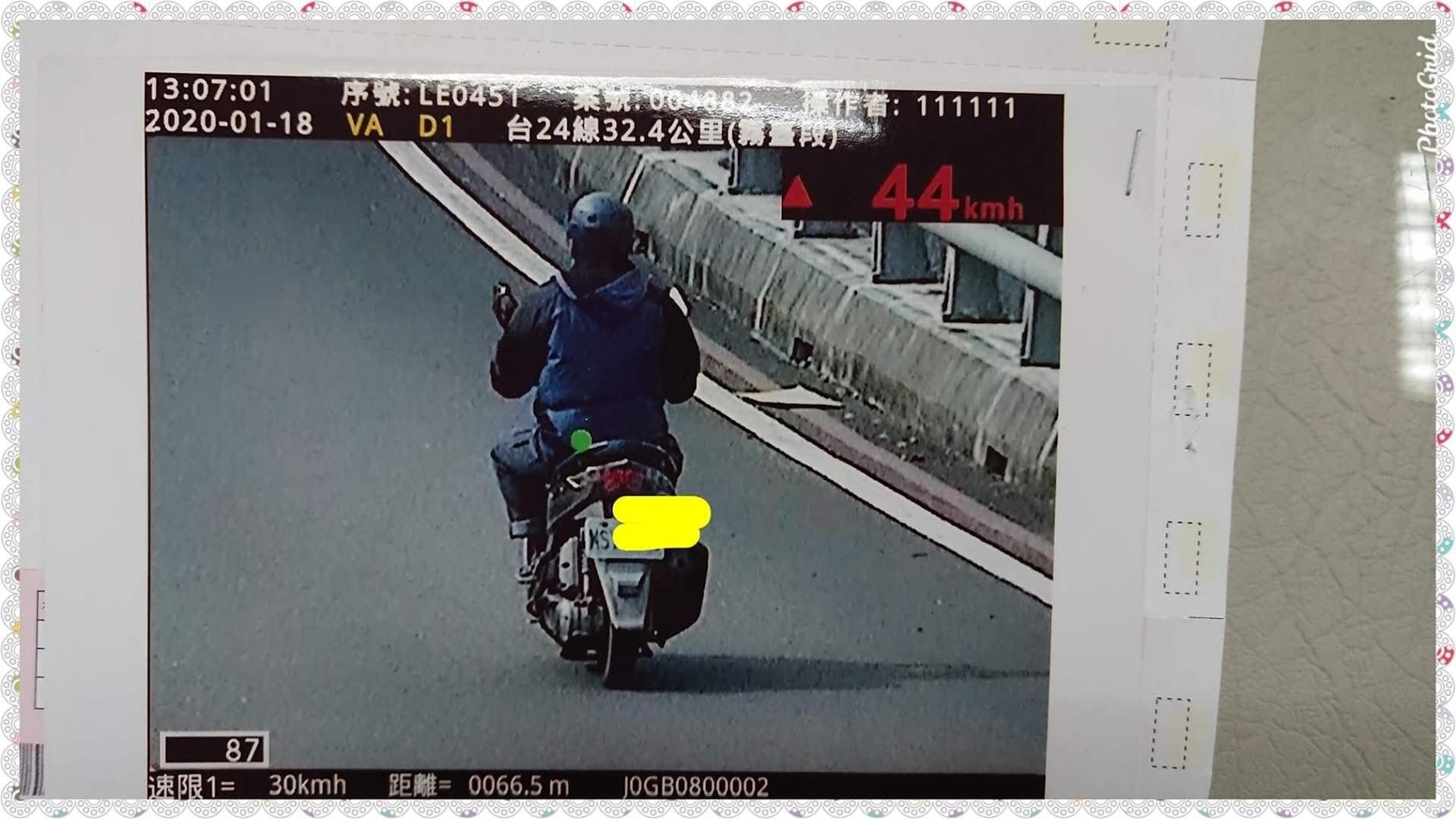兒子收到罰單！媽媽忍不住念：「就叫你騎慢一點」　網友一看笑翻「我阿嬤絕對違規」