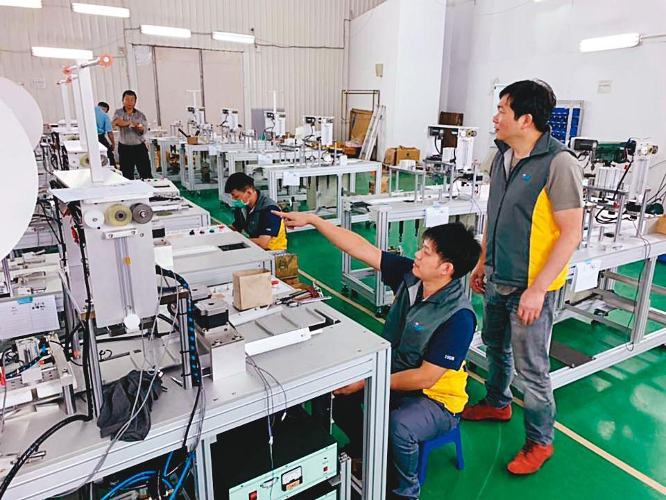 殷琦尪「25歲父逝扛家業」不到30歲摘億元訂單　遭同行瞧不起「5年打造機工王國」盼父驕傲