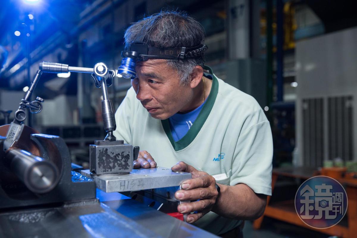 殷琦尪「25歲父逝扛家業」不到30歲摘億元訂單　遭同行瞧不起「5年打造機工王國」盼父驕傲