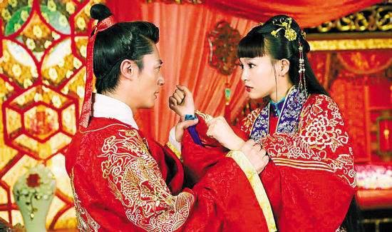 新娘出一「7字對聯」要求對出下聯！新郎想了一晚上毫無思緒，「次日新娘羞憤自盡」新郎秒哭成淚人兒