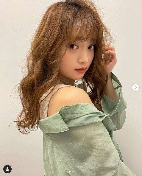 2020「日本最美女大生」冠軍出爐！典禮上露燦笑領獎　網一比對「網路上精緻美照」看呆：本人差好多