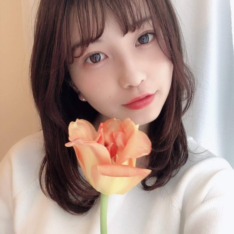 2020「日本最美女大生」冠軍出爐！典禮上露燦笑領獎　網一比對「網路上精緻美照」看呆：本人差好多