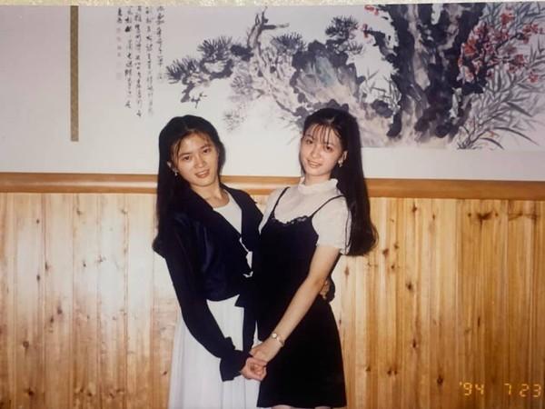 劉真珍貴大學照片曝光!甜美清純長髪飄飄似仙女,「從小就是校花酷愛打扮」追求者不絕 :辛龍有眼光