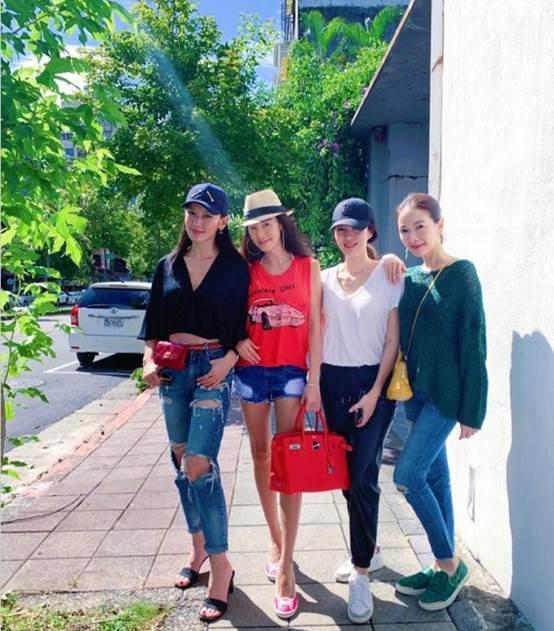 林熙蕾攜女為蕭敬騰慶生「曬凍齡近況」46歲仍清新優雅　曝光「0到18歲生活照」從小美到大