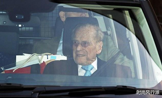 難怪願意嫁！英國女王「98歲老公年輕時」帥到不像話　深邃五官「宛如童話王子」根本男神級