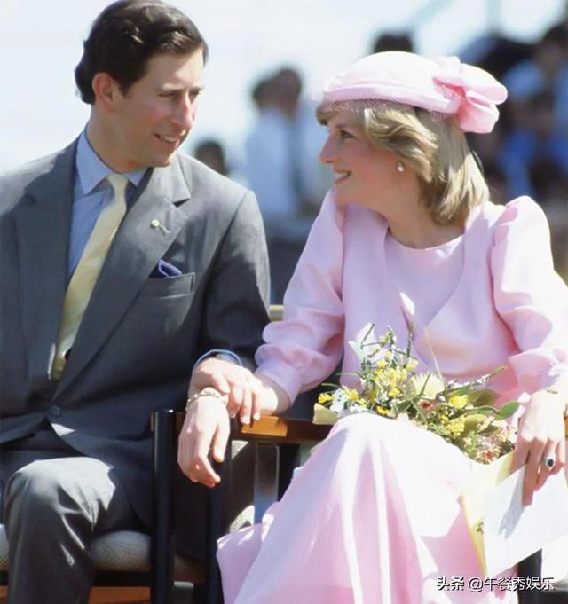 黛安娜和查爾斯也甜過！在「郊外約會」宛如偶像劇，黛妃穿雨靴都驚艷無比：只是時間打敗了一切