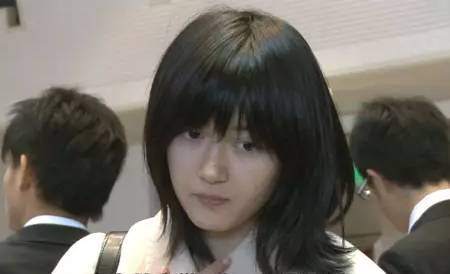 小時候太像男生！女棋士被嘲笑「根本是男人」　10年進化成「甜美正妹」網驚：是同一個人嗎？