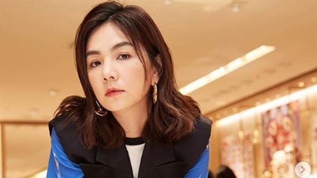 Ella上億豪宅內部曝光！「超大落地窗、旋轉樓梯」佈景超溫馨，網友羨慕喊道：美到像韓劇