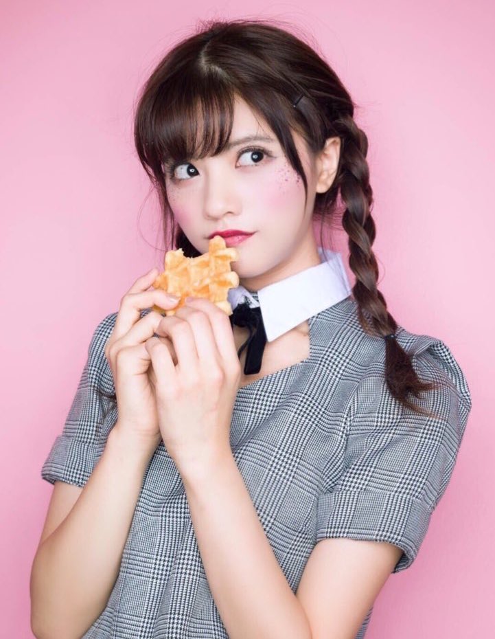 世上只有懶女人！老氣妹靠化妝「變白皙甜美正妹」美翻　2年後再進化「風格大轉變太辣」：連膚色都變了！
