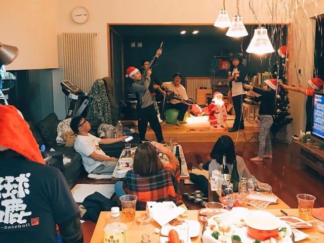 一家四口隱居山中小屋「後院種滿果菜」三餐自給自足　兒女從小親近自然「坐看四季美景」把日子過成詩