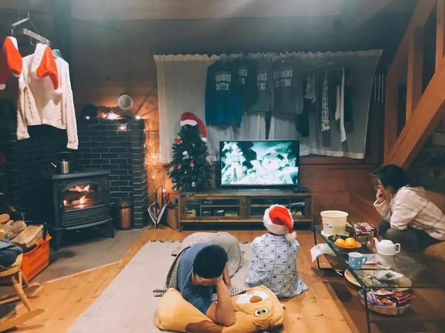 一家四口隱居山中小屋「後院種滿果菜」三餐自給自足　兒女從小親近自然「坐看四季美景」把日子過成詩