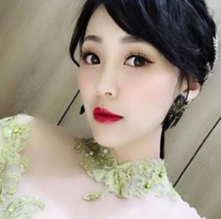 女兒出嫁拜別！鐵漢爸「當場心碎崩潰」：不要嫁　2度淚崩「最後父女不捨畫面」逼哭3萬人